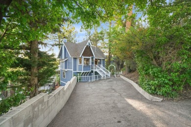 Fully furnished and turn-key, this Chalet/Alpine-style on Big Bear Mountain Ski and Golf Resort in California - for sale on GolfHomes.com, golf home, golf lot