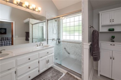 Welcome to this beautifully maintained 4-bedroom, 2.5-bath home on Paradise Pointe Golf Complex in Missouri - for sale on GolfHomes.com, golf home, golf lot
