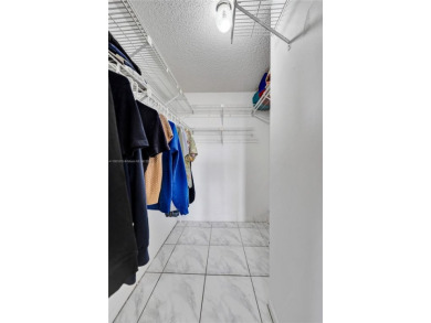 Washer/dryer in unit.Spacious/furnished 2 bed/2 bath condo on Sunrise Lakes Phase IV Golf Course in Florida - for sale on GolfHomes.com, golf home, golf lot