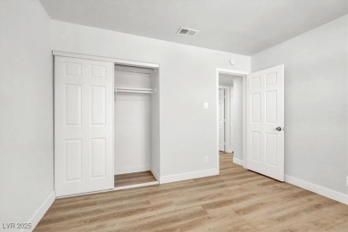 Beautiful single-story home on an extra large lot located right on Desert Rose Golf Course in Nevada - for sale on GolfHomes.com, golf home, golf lot