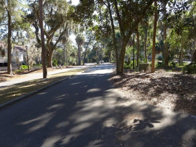 Beautifully renovated 3 Bedroom, 2 Bath Villa on the Golf Course on The Plantation Course At Edisto in South Carolina - for sale on GolfHomes.com, golf home, golf lot