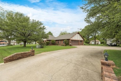 Welcome to your new home in beautiful Lake Kiowa, TX! This on Lake Kiowa Golf Course in Texas - for sale on GolfHomes.com, golf home, golf lot
