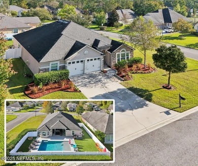 One owner Magnolia Point pool home on a corner lot with a on Magnolia Point Golf and Country Club in Florida - for sale on GolfHomes.com, golf home, golf lot