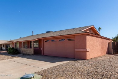 Your new home awaits in the 55+community of Sun City! This 2-bed on Sun City Lakes West and East in Arizona - for sale on GolfHomes.com, golf home, golf lot