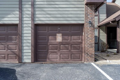 Well-appointed 2-bedroom, 2-bath condo located in desirable on Ledgestone Country Club and Golf Course in Missouri - for sale on GolfHomes.com, golf home, golf lot