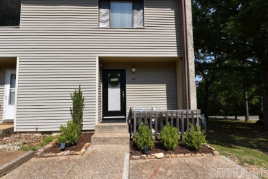 Great updated Chelsea condo just across the street from the Cool on Mountain Ranch Golf Club in Arkansas - for sale on GolfHomes.com, golf home, golf lot