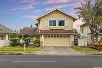 FORE! This large and bright 4-bed, 2.5 bath home situated right on Waikele Golf Club in Hawaii - for sale on GolfHomes.com, golf home, golf lot