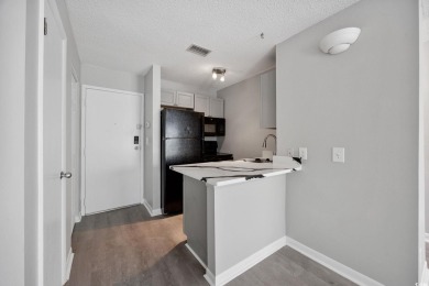 Looking for an affordable and low-maintenance property? Look no on Heron Point Golf Club in South Carolina - for sale on GolfHomes.com, golf home, golf lot