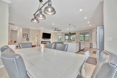 Welcome to Paradise! With 3 bedrooms, 2 baths, and a 2.5 car on Lakewood National Golf Club in Florida - for sale on GolfHomes.com, golf home, golf lot