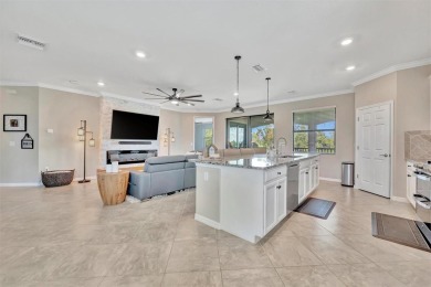 Welcome to Paradise! With 3 bedrooms, 2 baths, and a 2.5 car on Lakewood National Golf Club in Florida - for sale on GolfHomes.com, golf home, golf lot