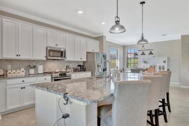 Welcome to Paradise! With 3 bedrooms, 2 baths, and a 2.5 car on Lakewood National Golf Club in Florida - for sale on GolfHomes.com, golf home, golf lot