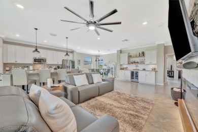 Welcome to Paradise! With 3 bedrooms, 2 baths, and a 2.5 car on Lakewood National Golf Club in Florida - for sale on GolfHomes.com, golf home, golf lot
