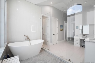 Enjoy jaw-dropping golf & lake views from this updated home with on Willoughby Golf Club in Florida - for sale on GolfHomes.com, golf home, golf lot