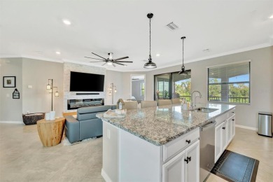 Welcome to Paradise! With 3 bedrooms, 2 baths, and a 2.5 car on Lakewood National Golf Club in Florida - for sale on GolfHomes.com, golf home, golf lot