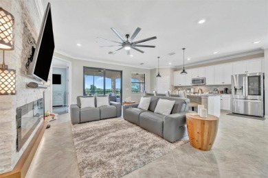 Welcome to Paradise! With 3 bedrooms, 2 baths, and a 2.5 car on Lakewood National Golf Club in Florida - for sale on GolfHomes.com, golf home, golf lot