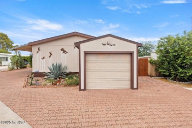 Beautiful newer 2012 Cavco, fully furnished, great mountain on Tucson Estates Golf Course in Arizona - for sale on GolfHomes.com, golf home, golf lot
