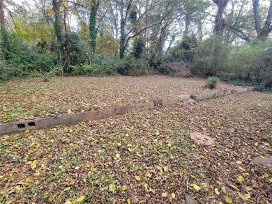 East Lake Terrace Fixer Upper! Discover the exceptional on East Lake Golf Club in Georgia - for sale on GolfHomes.com, golf home, golf lot