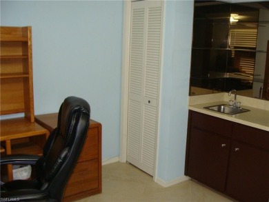 Gorgeous full 3 bedroom/ 2 bath villa in Lakewood on golf course on The Glades Golf and Country Club in Florida - for sale on GolfHomes.com, golf home, golf lot