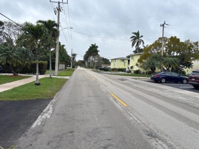 Renovated Home in East Hollywood - New roof!  2-bedroom, 2-bath on Eco Golf Club in Florida - for sale on GolfHomes.com, golf home, golf lot