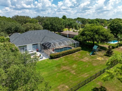 Stunning Golf Course Home in Prestigious Indian Bayou.
Welcome on Indian Bayou Golf and Country Club in Florida - for sale on GolfHomes.com, golf home, golf lot