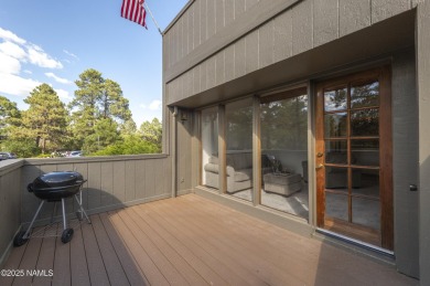 Welcome to your mountain hideaway, a low-maint, high-vibe 1BR on Continental Country Club in Arizona - for sale on GolfHomes.com, golf home, golf lot