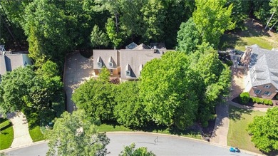 Welcome to 133 Mid Ocean - a spacious home tucked inside on Fords Colony Country Club in Virginia - for sale on GolfHomes.com, golf home, golf lot