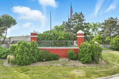 Ready for new owners, this refreshed Laguna RANCH model is on The Links at Carillon in Illinois - for sale on GolfHomes.com, golf home, golf lot