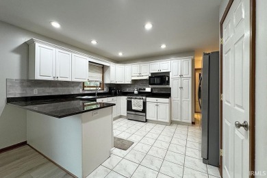 Well-maintained 3-bedroom, 3-bathroom home in Shore Manor on Raber Golf Course in Indiana - for sale on GolfHomes.com, golf home, golf lot