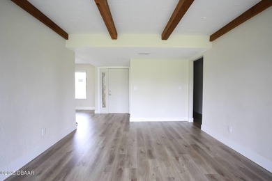 COMPLETELY RENOVATED Gated Golf Cmty - 3BR/2BA END UNIT | 128-B on The Club At Pelican Bay - North Course in Florida - for sale on GolfHomes.com, golf home, golf lot