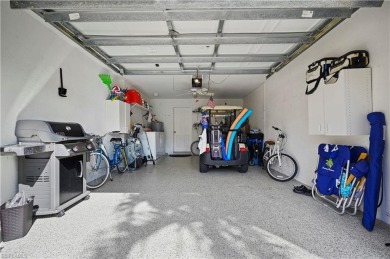 Stunningly updated 3 bedroom, 2.5 bathroom spacious townhome on Breckenridge Golf and Country Club in Florida - for sale on GolfHomes.com, golf home, golf lot