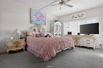 Desirable 2 bedroom, 2 bathroom ground-floor end-unit condo on Desert Falls Country Club in California - for sale on GolfHomes.com, golf home, golf lot