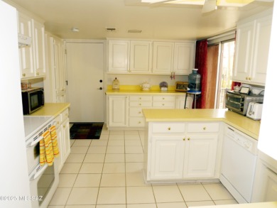 Discover this charming 2 bedroom, 2 bathroom home in the on Omni Tucson National Golf Resort and Spa - Sonoran in Arizona - for sale on GolfHomes.com, golf home, golf lot