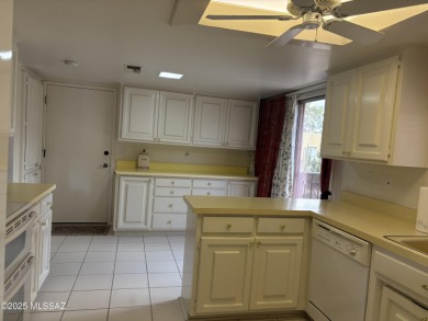 Discover this charming 2 bedroom, 2 bathroom home in the on Omni Tucson National Golf Resort and Spa - Sonoran in Arizona - for sale on GolfHomes.com, golf home, golf lot