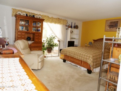 Discover this charming 2 bedroom, 2 bathroom home in the on Omni Tucson National Golf Resort and Spa - Sonoran in Arizona - for sale on GolfHomes.com, golf home, golf lot