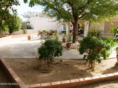 Discover this charming 2 bedroom, 2 bathroom home in the on Omni Tucson National Golf Resort and Spa - Sonoran in Arizona - for sale on GolfHomes.com, golf home, golf lot