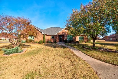 Welcome to this fabulous home on a large, corner lot. The heart on Lake Kiowa Golf Course in Texas - for sale on GolfHomes.com, golf home, golf lot