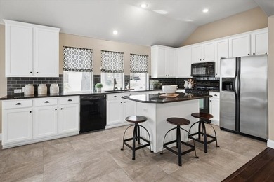 Welcome to this ready-for-you home located in beautiful on Woodbridge Golf Club in Texas - for sale on GolfHomes.com, golf home, golf lot