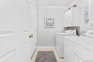 Spacious and move-in ready ranch condo located in the highly on Fellows Creek Golf Club in Michigan - for sale on GolfHomes.com, golf home, golf lot