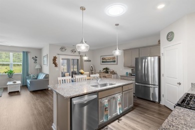 Welcome to this beautifully maintained 4BR/2BA Cali plan by D.R on Arrowhead Country Club in South Carolina - for sale on GolfHomes.com, golf home, golf lot