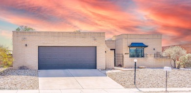 Beautiful and updated 3 bedroom, 2 bathroom, 2 car garage on Rolling Hills Golf Course in Arizona - for sale on GolfHomes.com, golf home, golf lot