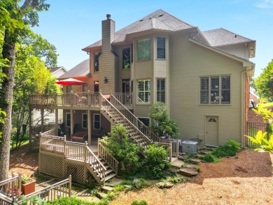Welcome to 3109 Olde Towne Lane -- a beautifully maintained on Chattanooga Golf and Country Club in Tennessee - for sale on GolfHomes.com, golf home, golf lot