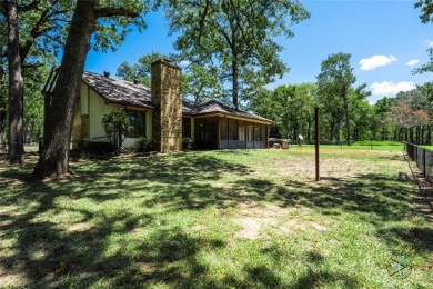 If you're seeking a fantastic purchase in a prime location on Pinnacle Golf and Boat Club in Texas - for sale on GolfHomes.com, golf home, golf lot