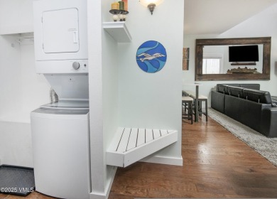 Charming 2-bedroom, 3-bathroom condo offers the perfect blend of on Eagle Vail Golf Course in Colorado - for sale on GolfHomes.com, golf home, golf lot