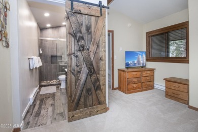 Charming 2-bedroom, 3-bathroom condo offers the perfect blend of on Eagle Vail Golf Course in Colorado - for sale on GolfHomes.com, golf home, golf lot