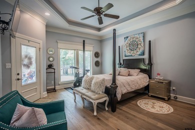 WELCOME to this stunning 4 bedroom, 3 bathroom, 3,236 square ft on Oak Hurst Golf Course in Texas - for sale on GolfHomes.com, golf home, golf lot