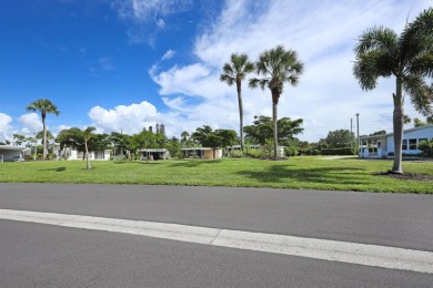 Cute and sassy - this may just be the one you need.  This home on Maple Leaf Golf and Country Club in Florida - for sale on GolfHomes.com, golf home, golf lot