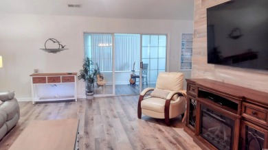 Nicely updated 3-bedroom, 2-bath home located in the Colonial on Palmetto Greens Golf and Country Club in South Carolina - for sale on GolfHomes.com, golf home, golf lot