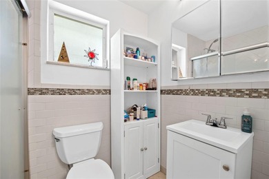 Welcome to this beautifully maintained single-family home on Leisureville Community Association in Florida - for sale on GolfHomes.com, golf home, golf lot