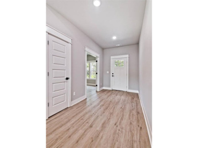Beautiful, move-in ready new construction home in the heart of on Bella Vista - Metfield Golf Complex and Country Club in Arkansas - for sale on GolfHomes.com, golf home, golf lot