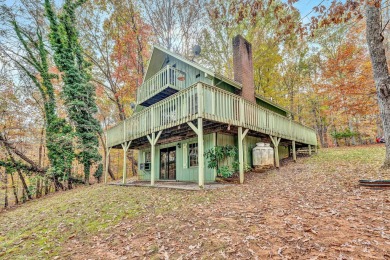 No HOA, Zoned RPD (short term rentable).   Major Appliances on The Waterfront Country Club in Virginia - for sale on GolfHomes.com, golf home, golf lot